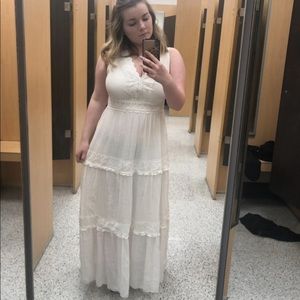 White maxi dress